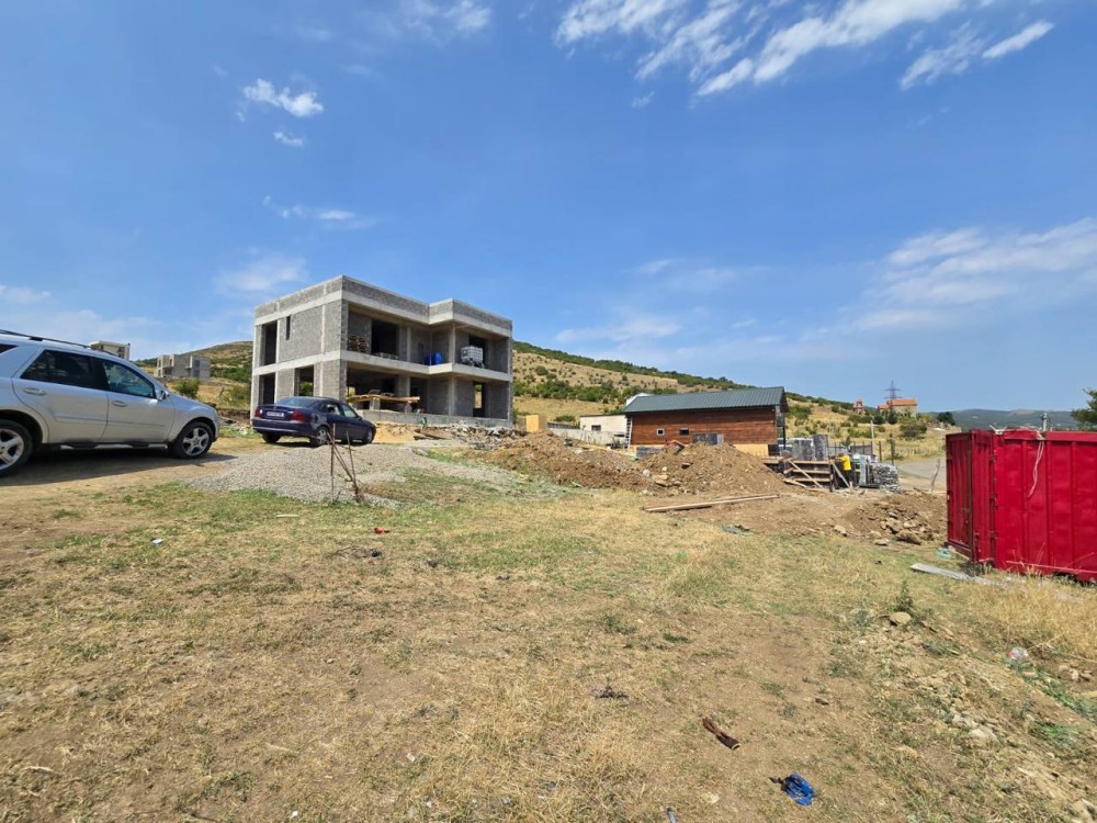 იყიდება 7 ოთახიანი აგარაკი მცხეთაში